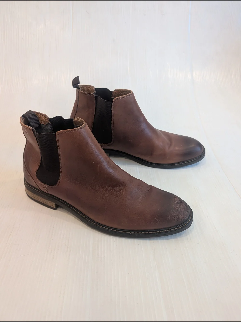 VIONIC Kingsley Men's Brown Leather Chukka Chelsea Ankle Boots Size 13